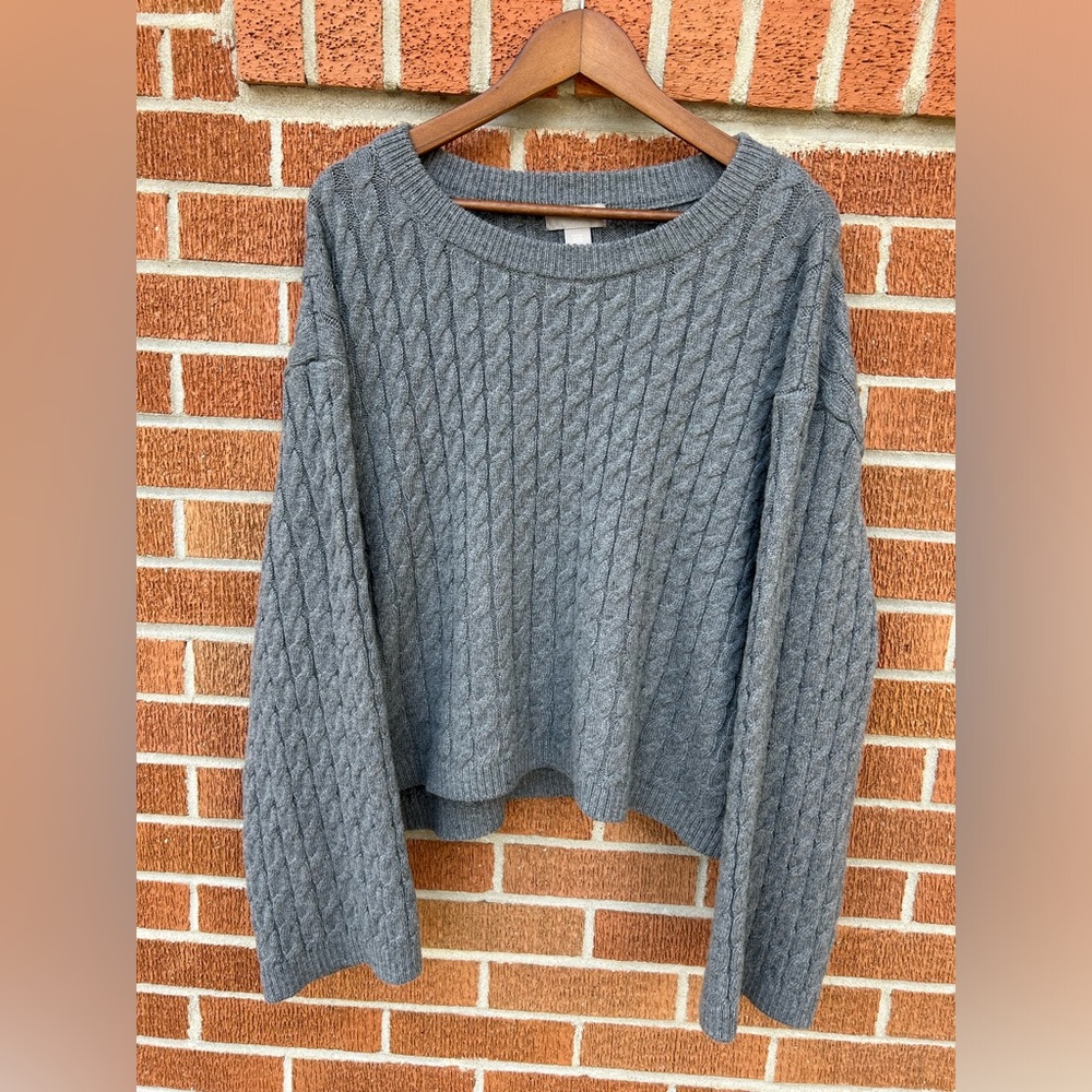 H&M Gray Sweater